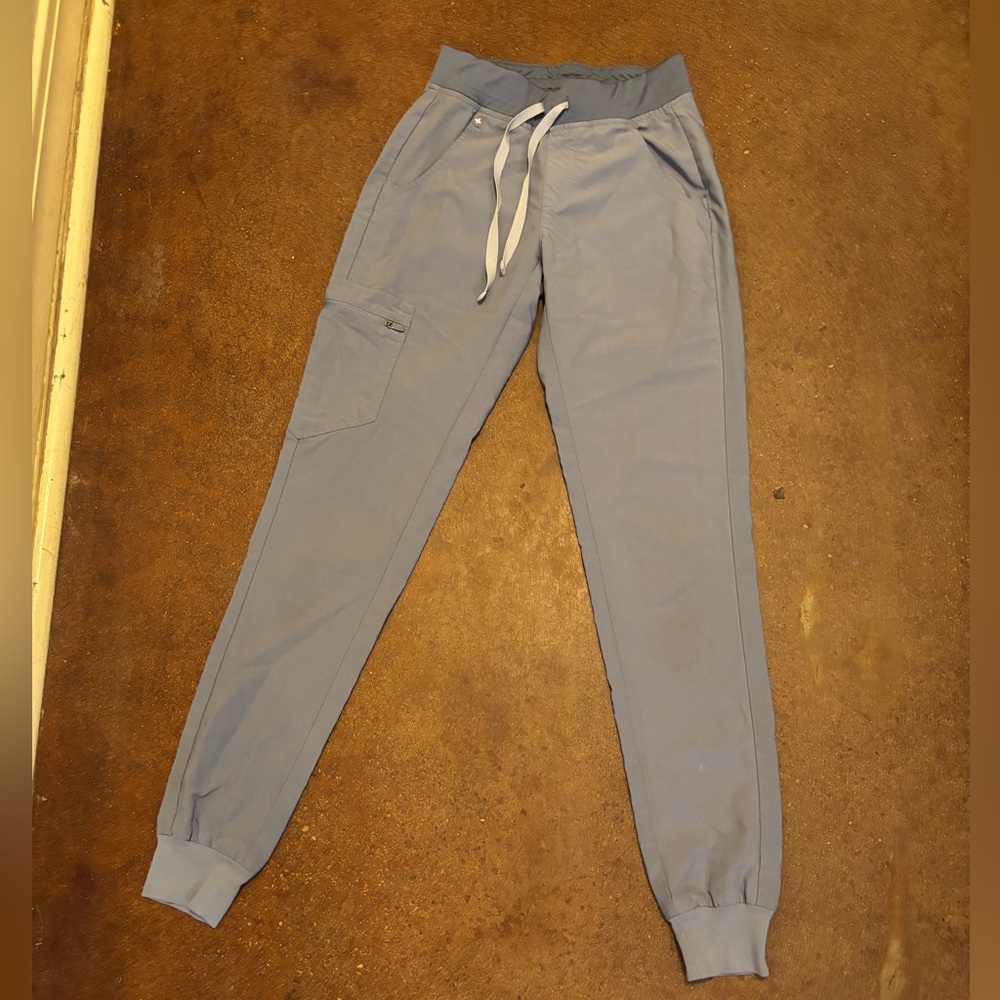 Figs women’s vapor blue Zamora Jogger scrub pants XXS/tall